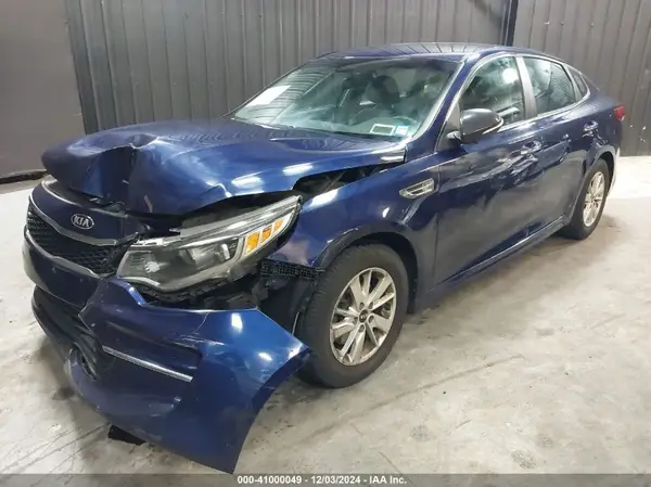 5XXGT4L34JG223385 2018 KIA OPTIMA - Image 2