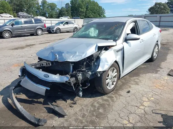 5XXGT4L34JG228294 2018 KIA OPTIMA - Image 2