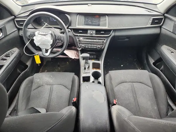 5XXGT4L34JG229512 2018 KIA OPTIMA - Image 8
