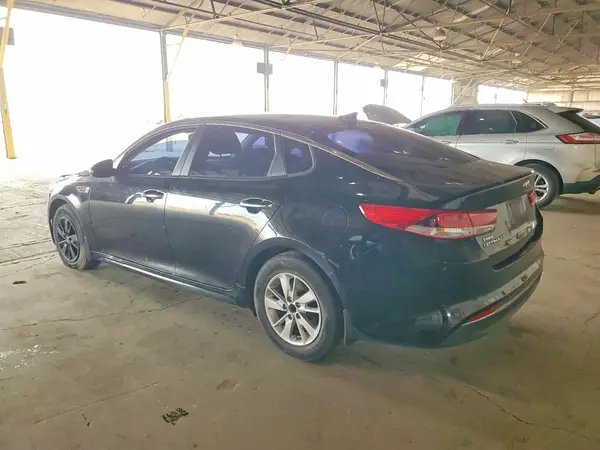 5XXGT4L34JG232457 2018 KIA OPTIMA - Image 2