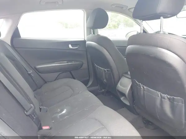 5XXGT4L34JG232586 2018 KIA OPTIMA - Image 8