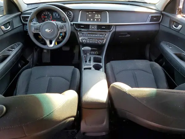 5XXGT4L34JG232720 2018 KIA OPTIMA - Image 8