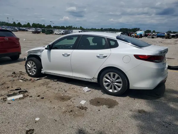 5XXGT4L34JG233088 2018 KIA OPTIMA - Image 2