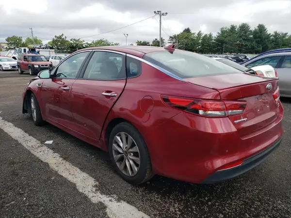 5XXGT4L34JG233981 2018 KIA OPTIMA - Image 2