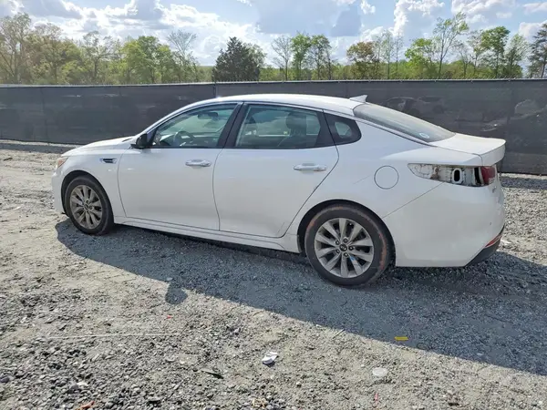 5XXGT4L34JG234628 2018 KIA OPTIMA - Image 2