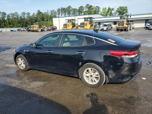 5XXGT4L34JG234662 2018 KIA OPTIMA - Image 2