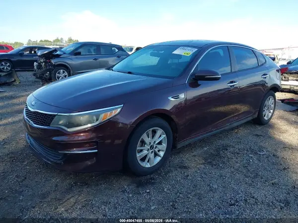 5XXGT4L34JG235228 2018 KIA OPTIMA - Image 2