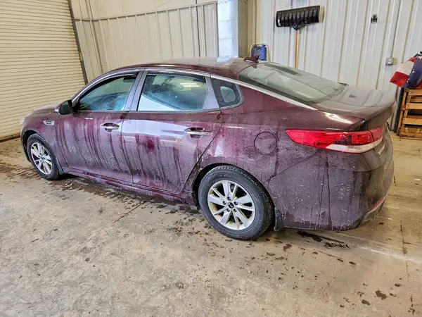 5XXGT4L34JG235956 2018 KIA OPTIMA - Image 2