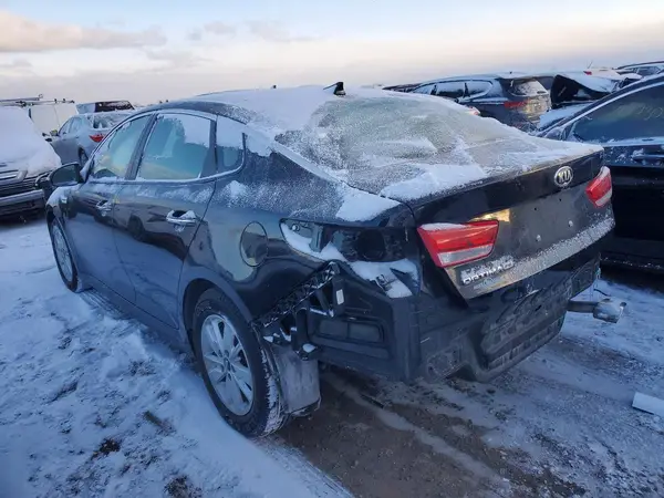 5XXGT4L34JG236136 2018 KIA OPTIMA - Image 2