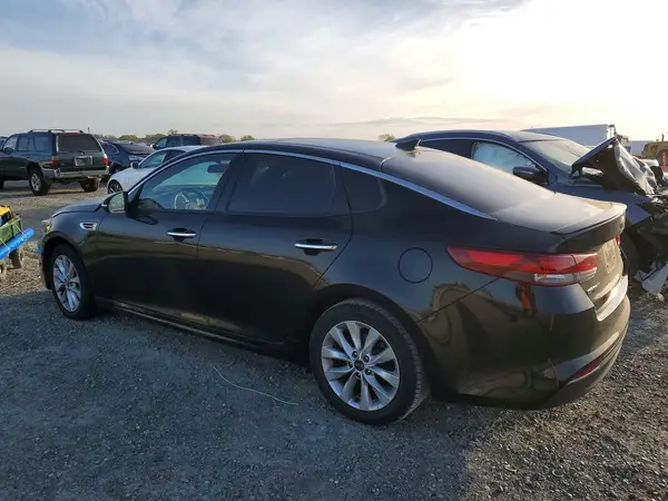 5XXGT4L34JG237013 2018 KIA OPTIMA - Image 2