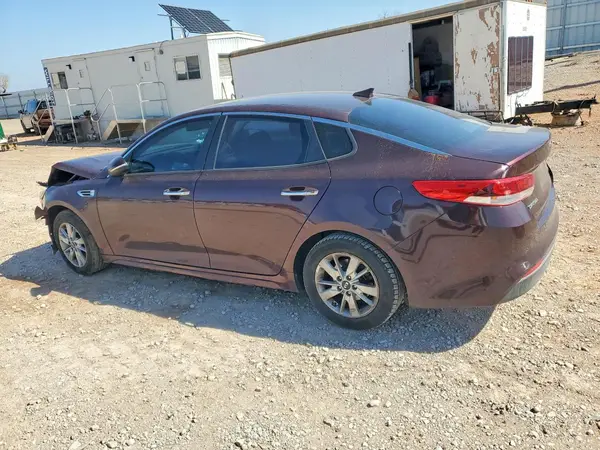 5XXGT4L34JG238761 2018 KIA OPTIMA - Image 2