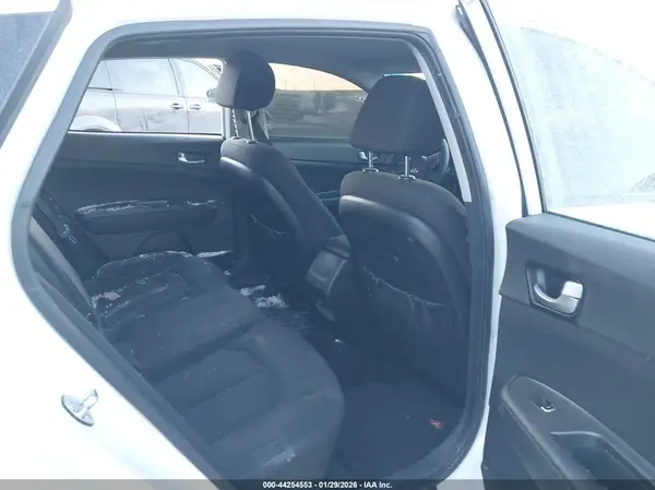 5XXGT4L34JG239277 2018 KIA OPTIMA - Image 8