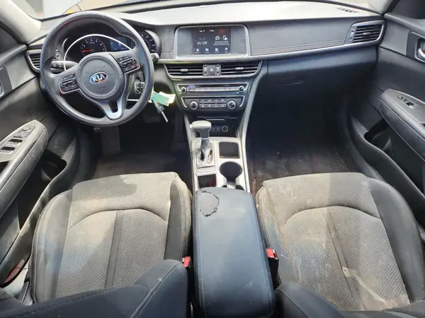 5XXGT4L34JG239652 2018 KIA OPTIMA - Image 8