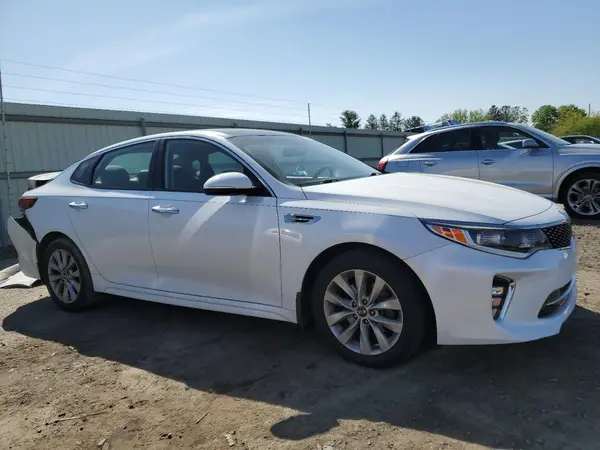 5XXGT4L34JG240669 2018 KIA OPTIMA - Image 1