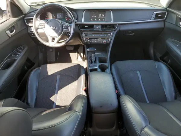 5XXGT4L34JG240669 2018 KIA OPTIMA - Image 8