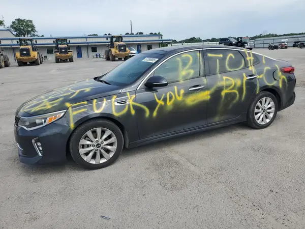 5XXGT4L34JG240767 2018 KIA OPTIMA - Image 1