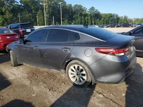 5XXGT4L34JG241773 2018 KIA OPTIMA - Image 2