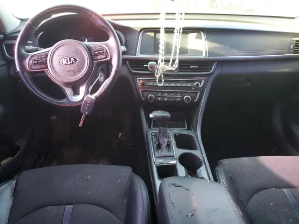 5XXGT4L34JG241773 2018 KIA OPTIMA - Image 8