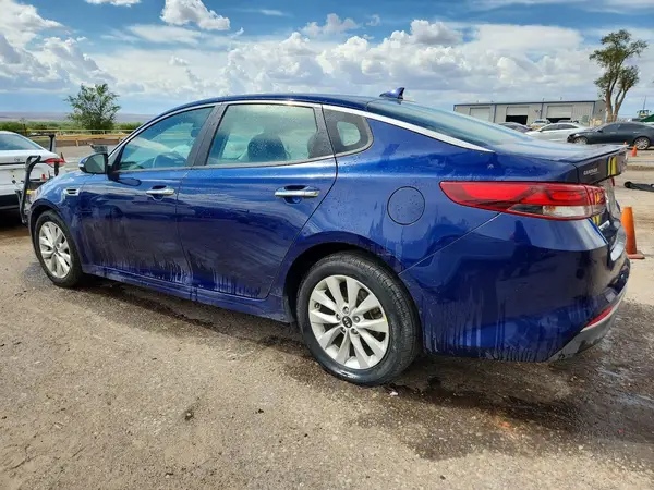 5XXGT4L34JG242423 2018 KIA OPTIMA - Image 2