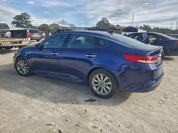5XXGT4L34JG242454 2018 KIA OPTIMA - Image 2