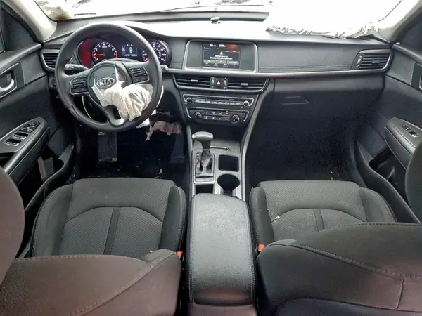 5XXGT4L34JG242471 2018 KIA OPTIMA - Image 8