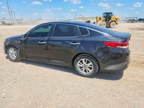 5XXGT4L34JG247783 2018 KIA OPTIMA - Image 2