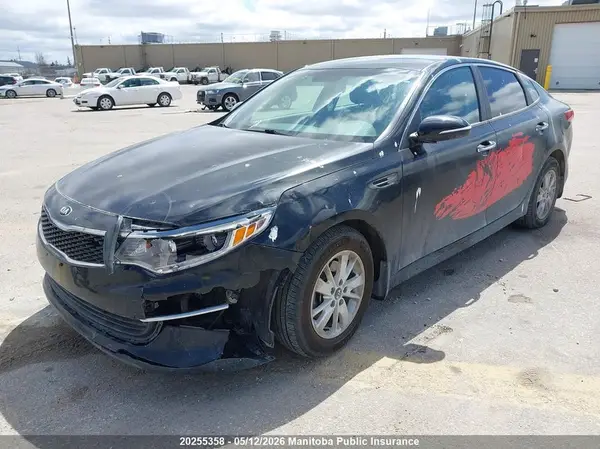 5XXGT4L34JG250490 2018 KIA OPTIMA - Image 2