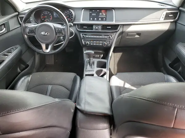5XXGT4L34JG252367 2018 KIA OPTIMA - Image 8