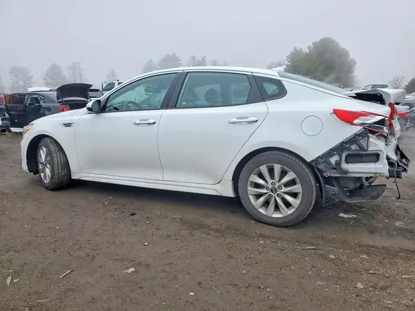 5XXGT4L34JG254037 2018 KIA OPTIMA - Image 2