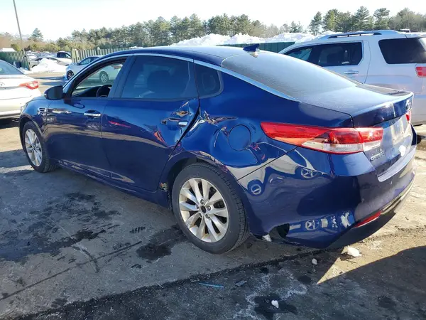 5XXGT4L34JG254426 2018 KIA OPTIMA - Image 2
