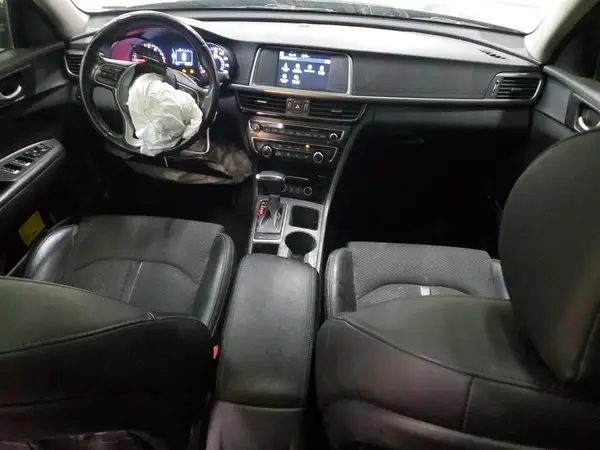 5XXGT4L34JG255656 2018 KIA OPTIMA - Image 8
