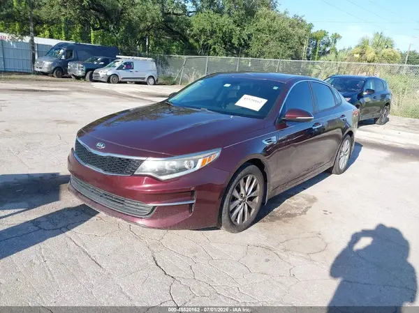 5XXGT4L34JG256144 2018 KIA OPTIMA - Image 2