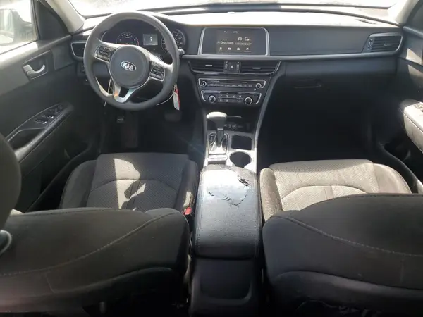 5XXGT4L34JG256158 2018 KIA OPTIMA - Image 8