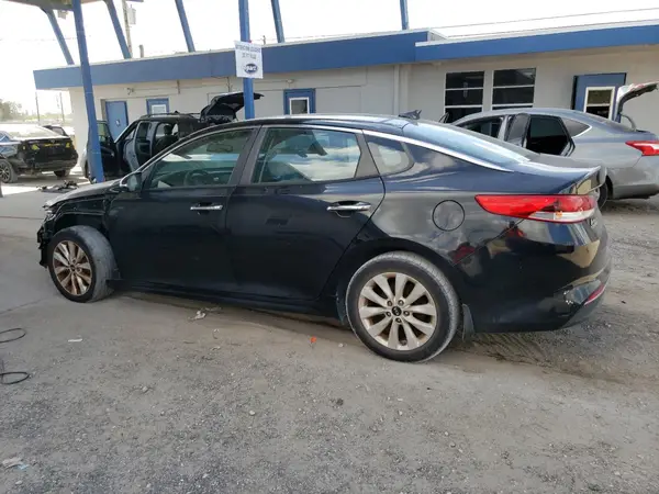 5XXGT4L34JG258038 2018 KIA OPTIMA - Image 2