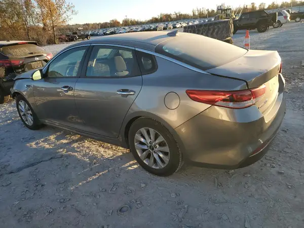 5XXGT4L34JG258430 2018 KIA OPTIMA - Image 2
