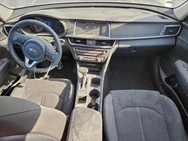 5XXGT4L34JG258430 2018 KIA OPTIMA - Image 8