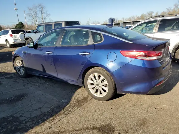 5XXGT4L34JG258718 2018 KIA OPTIMA - Image 2