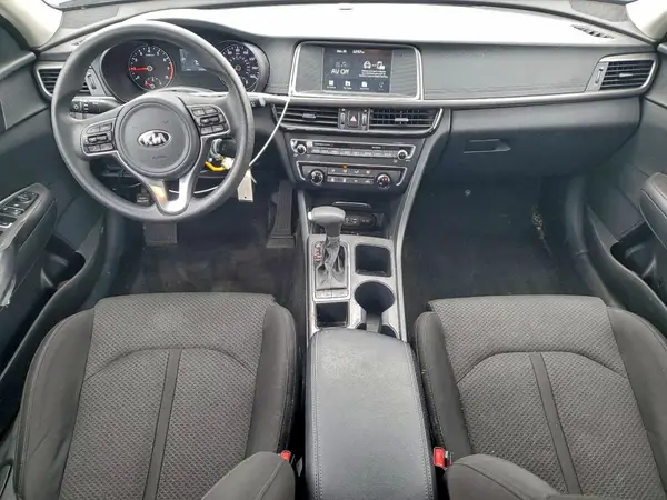5XXGT4L34JG261585 2018 KIA OPTIMA - Image 8