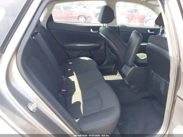 5XXGT4L34JG263479 2018 KIA OPTIMA - Image 8