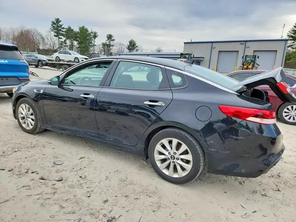 5XXGT4L34JG263904 2018 KIA OPTIMA - Image 2