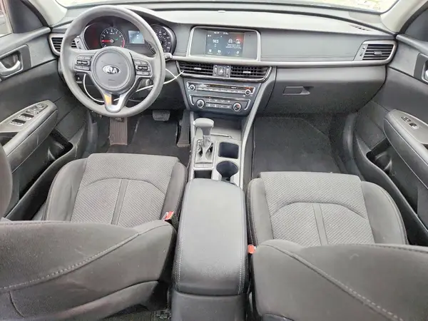 5XXGT4L34JG263904 2018 KIA OPTIMA - Image 8