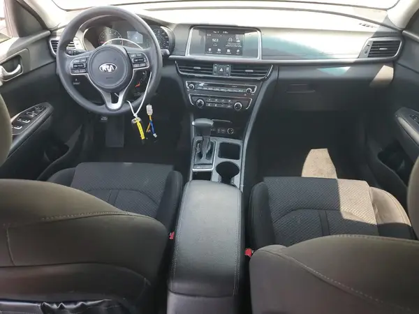 5XXGT4L34JG265393 2018 KIA OPTIMA - Image 8