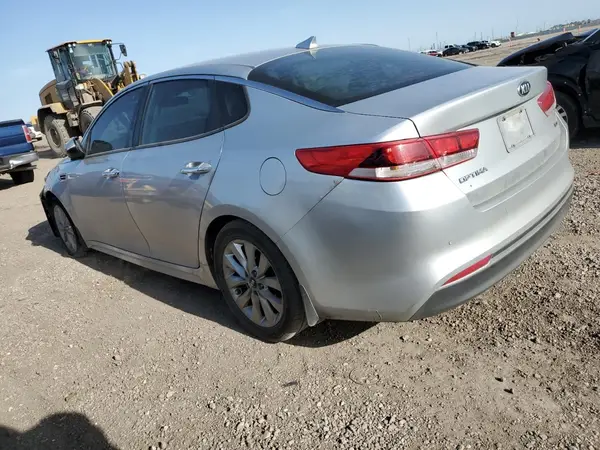 5XXGT4L34JG265619 2018 KIA OPTIMA - Image 2