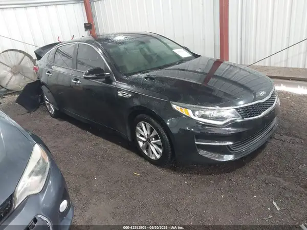 5XXGT4L34JG268326 2018 KIA OPTIMA - Image 1