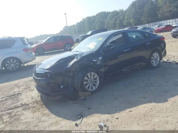 5XXGT4L34JG269167 2018 KIA OPTIMA - Image 2