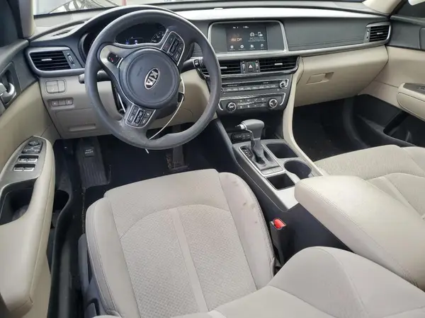 5XXGT4L34JG269587 2018 KIA OPTIMA - Image 8