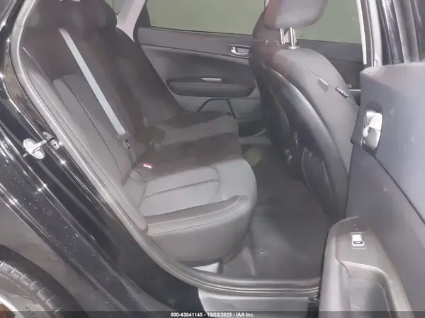 5XXGT4L34JG270920 2018 KIA OPTIMA - Image 8