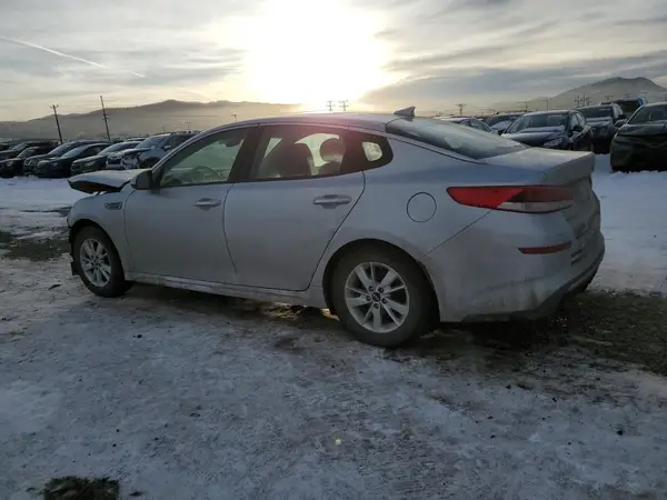 5XXGT4L34KG276900 2019 KIA OPTIMA - Image 2