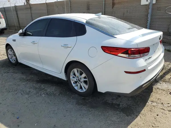 5XXGT4L34KG277447 2019 KIA OPTIMA - Image 2