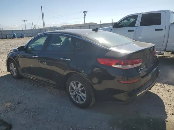 5XXGT4L34KG277514 2019 KIA OPTIMA - Image 2